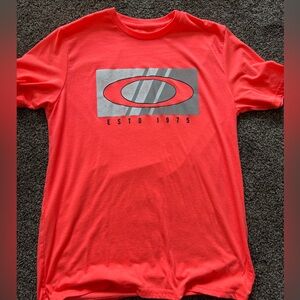 Men’s size large. Regular fit. Like new. Oakley